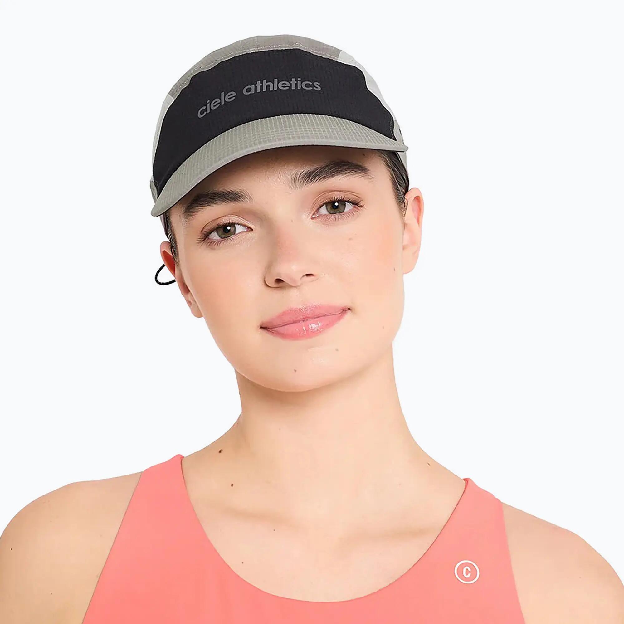 Ciele Athletics FSTCap SC Field Iconic SL Whitaker Schirmmütze 4/7