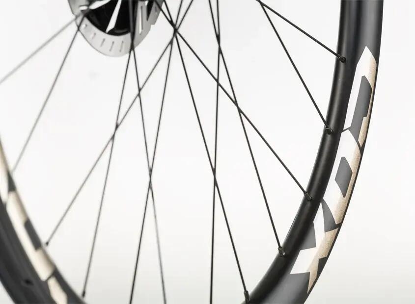 COX Myth 40 Tubular Disc CL Vorderrad 28 Zoll – Carbon-Rennradlaufrad für Scheib 2/3