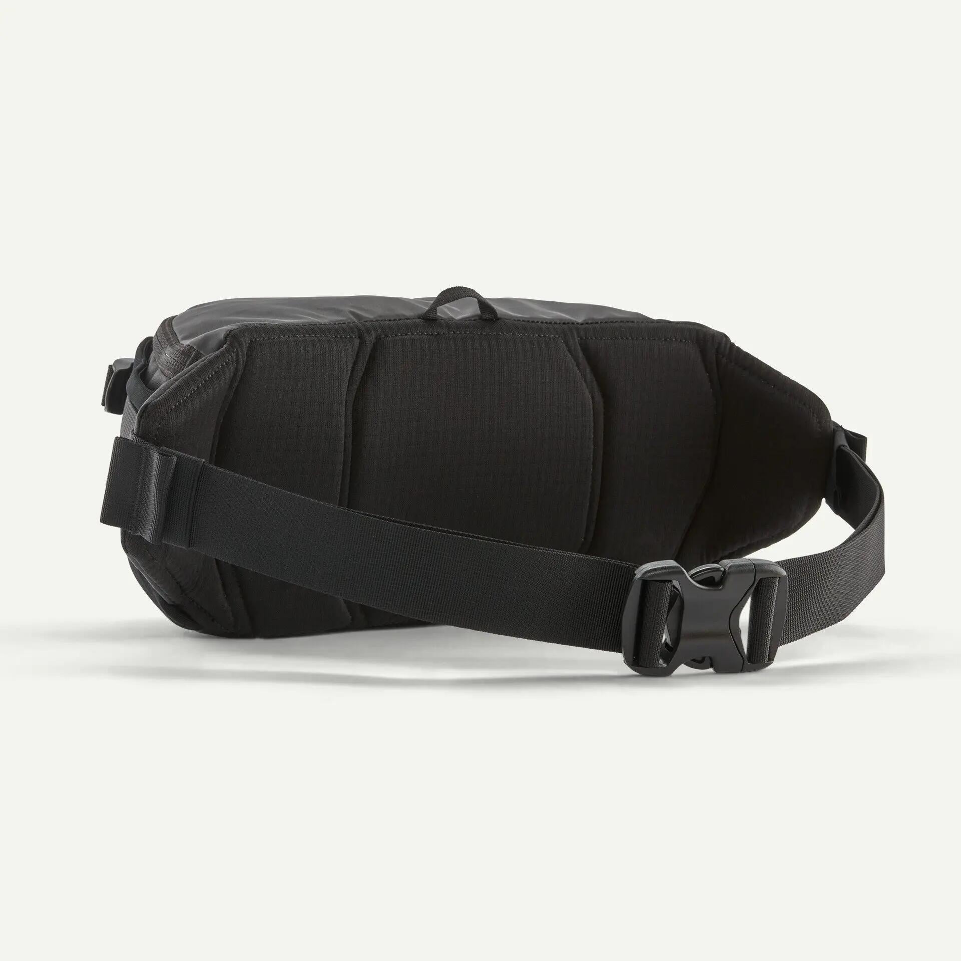 Borseta - Black Hole 5L - Negru 4/5