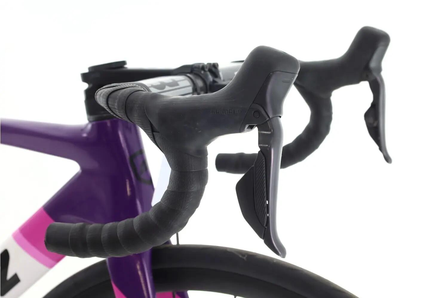 Vélo de route reconditionné ·  F12 Di2 12V · Très bon état 6/8