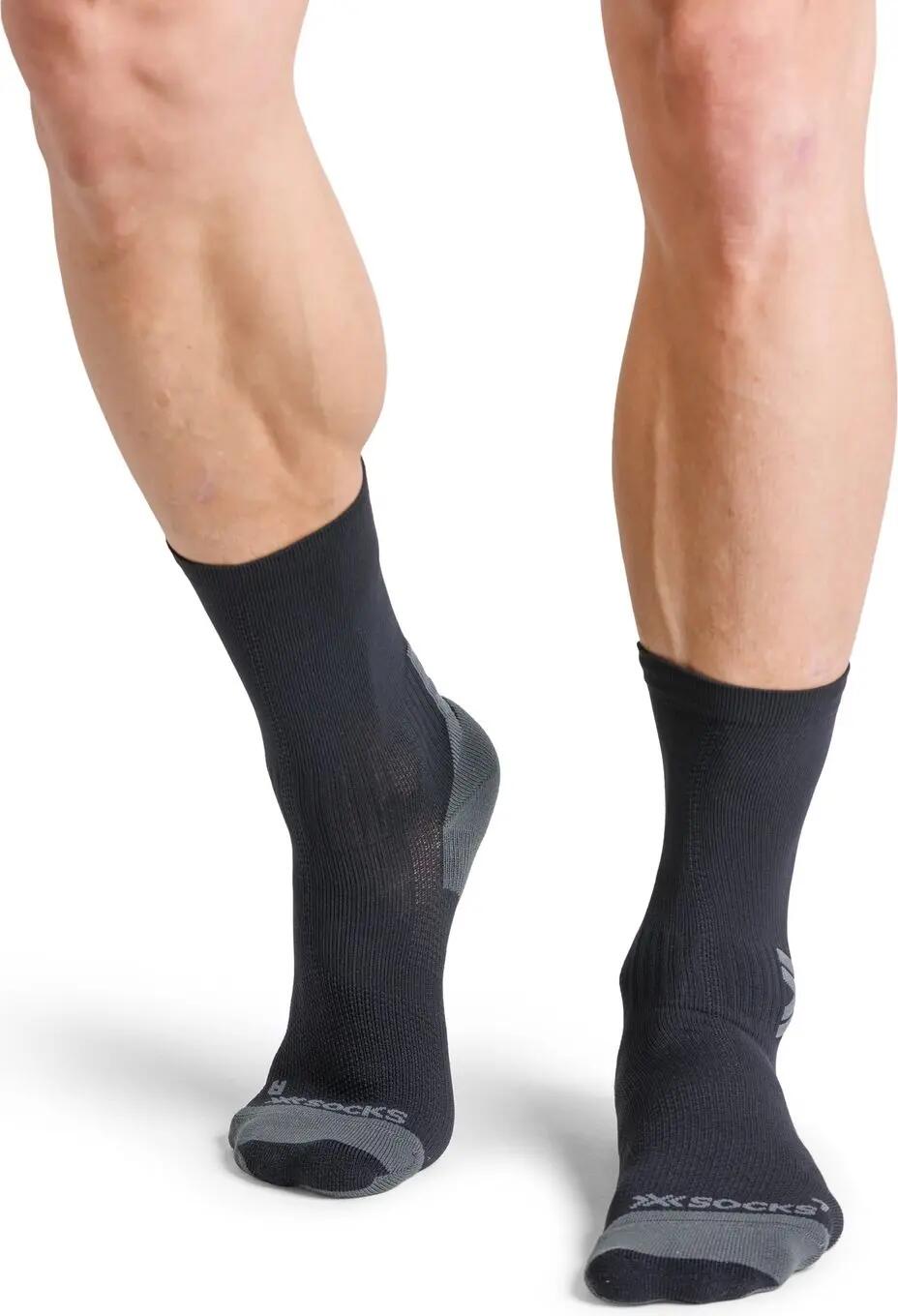 Calcetines X-Socks Run Discover Crew Black/Charcoal running Unisex Gris X-BIONIC 3/4