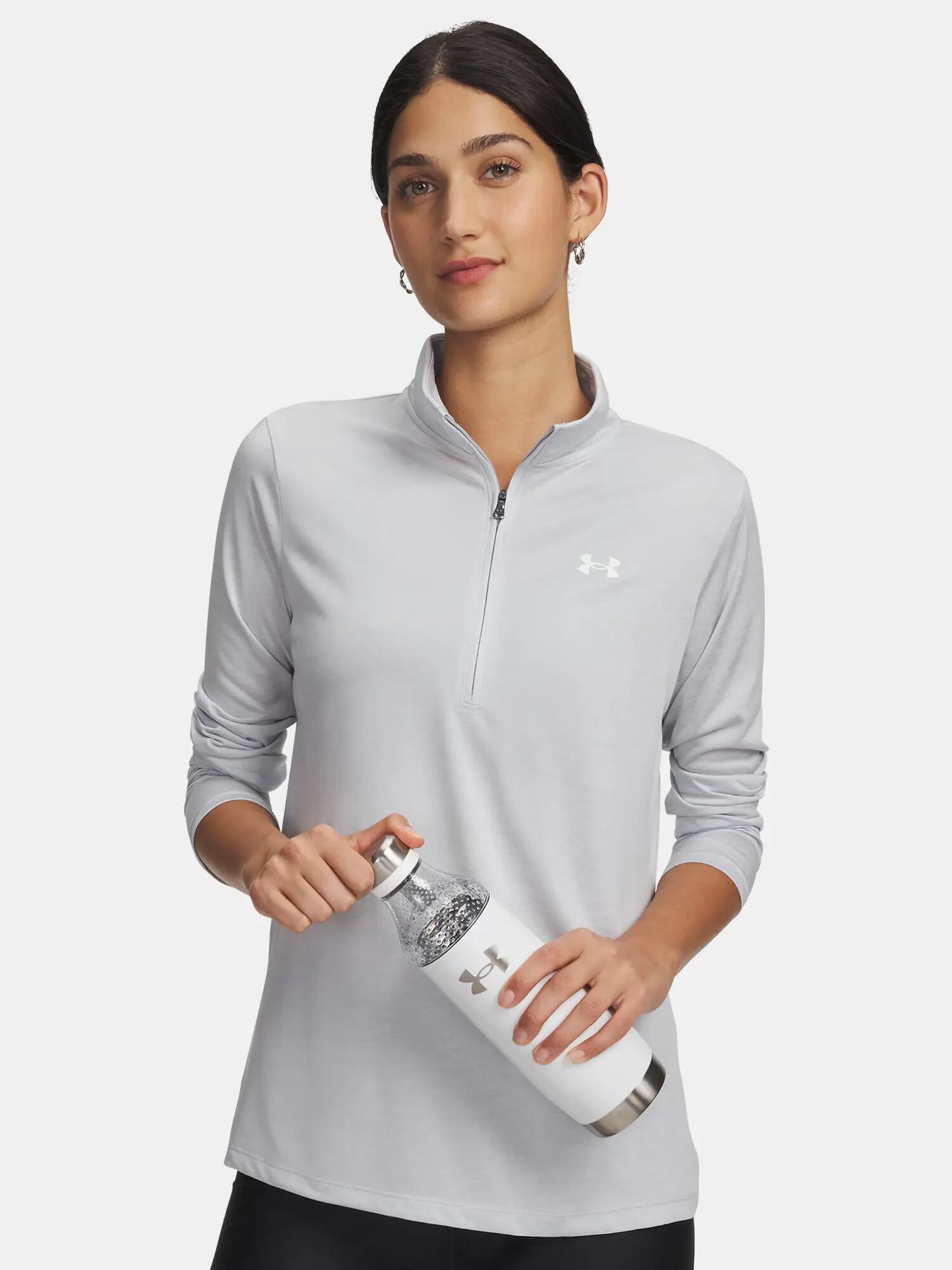 UNDER ARMOUR picture