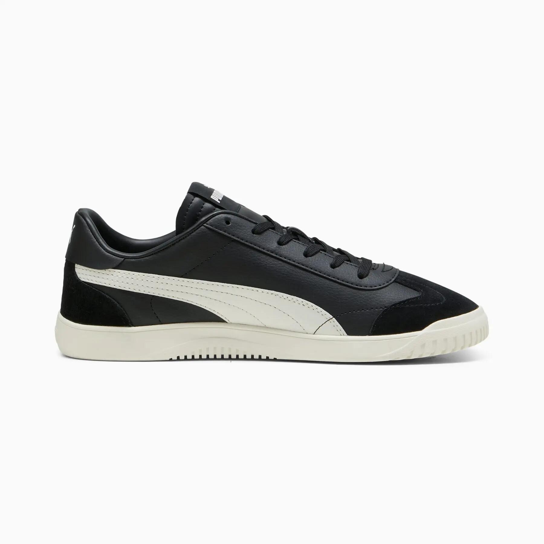 Tênis esportivo feminino Puma CLUB 5V5 4/7