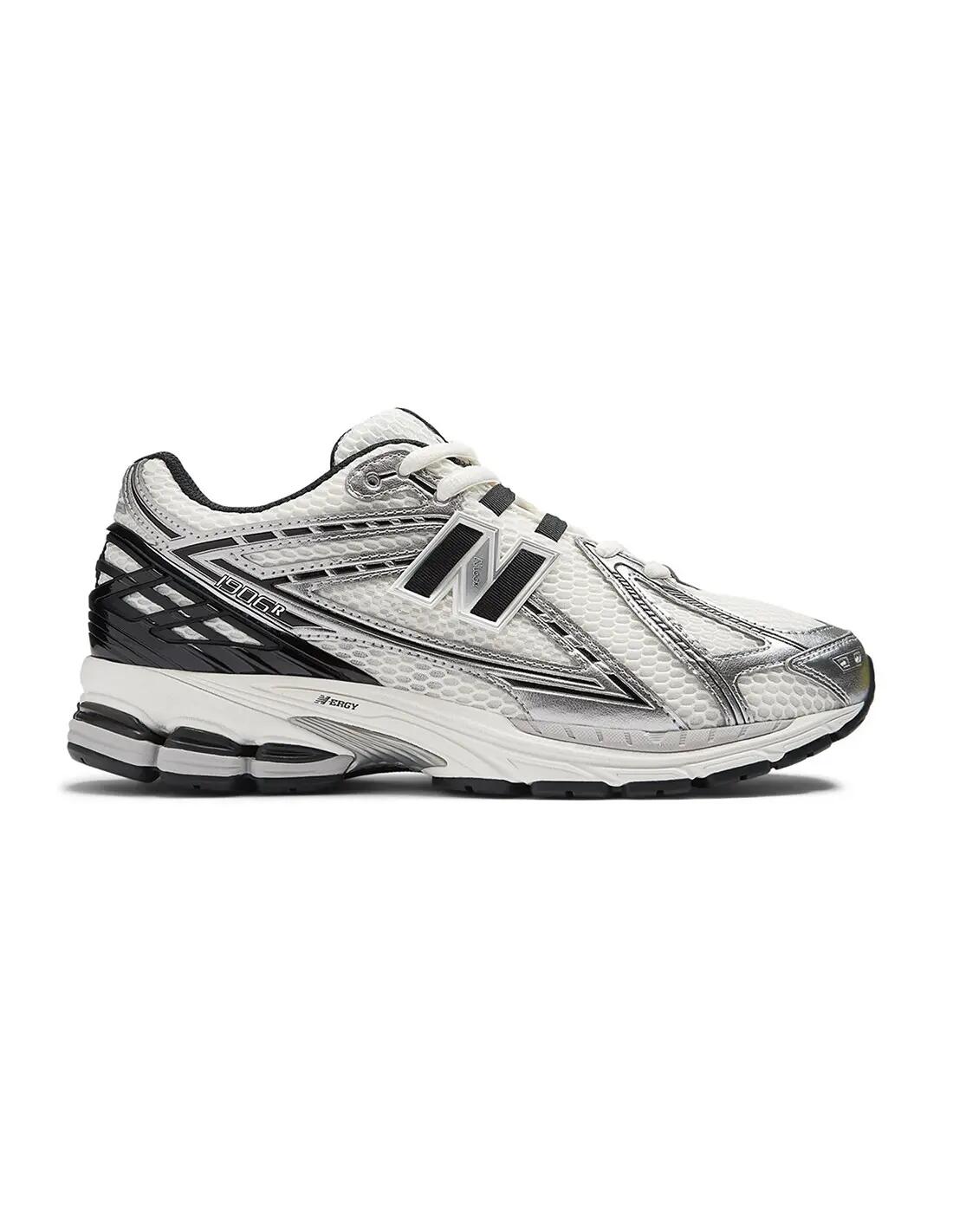NEW BALANCE picture