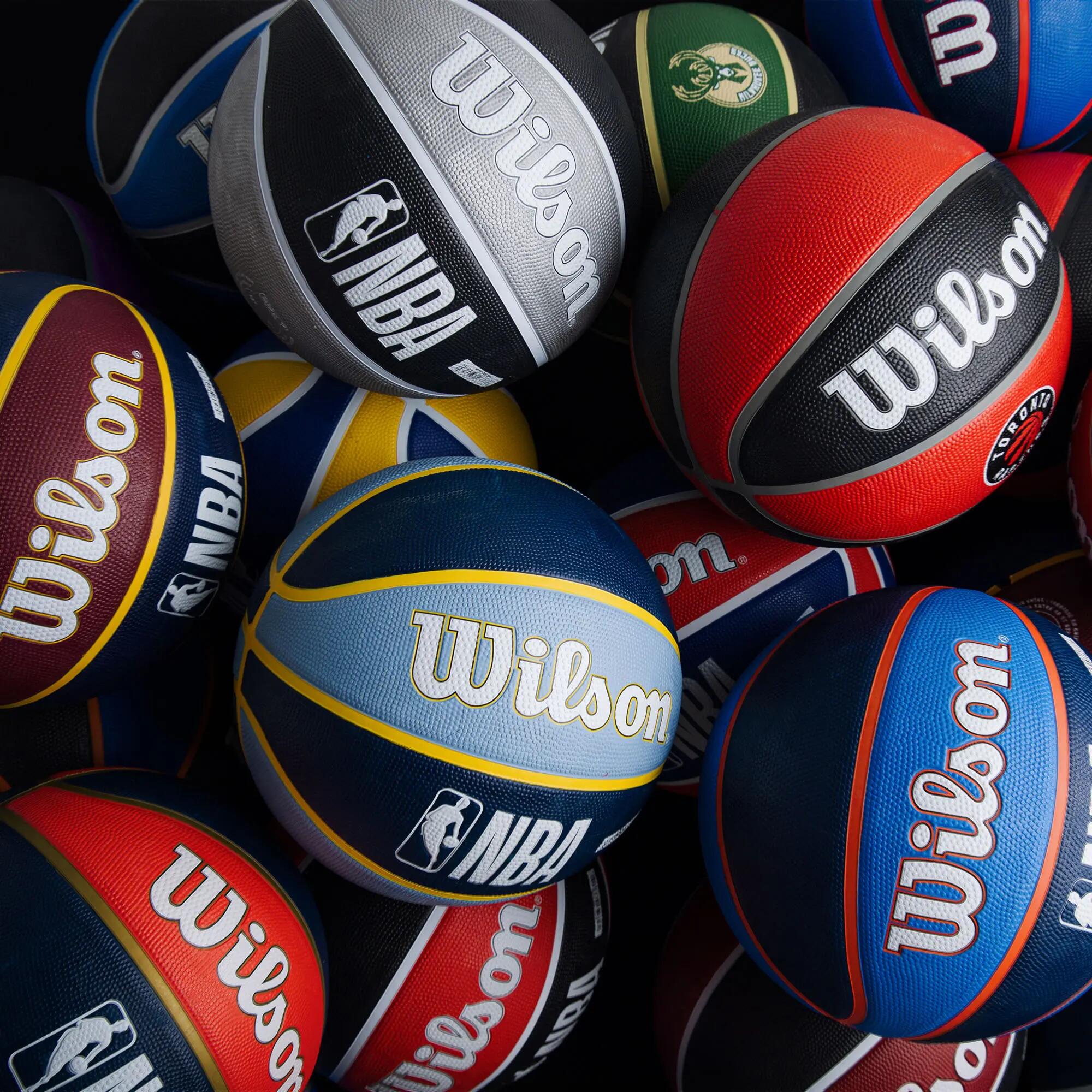 Basketball Wilson Modell WTB1300XBTOR für unisex 4/5