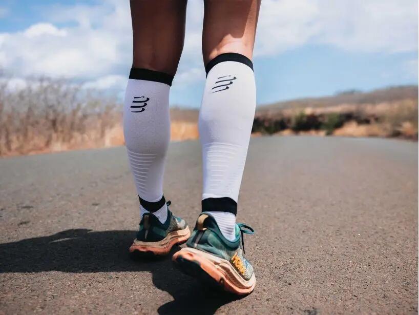 Manchons de compression pour mollets "R2 3.0" Compressport (lot de 2) 5/5