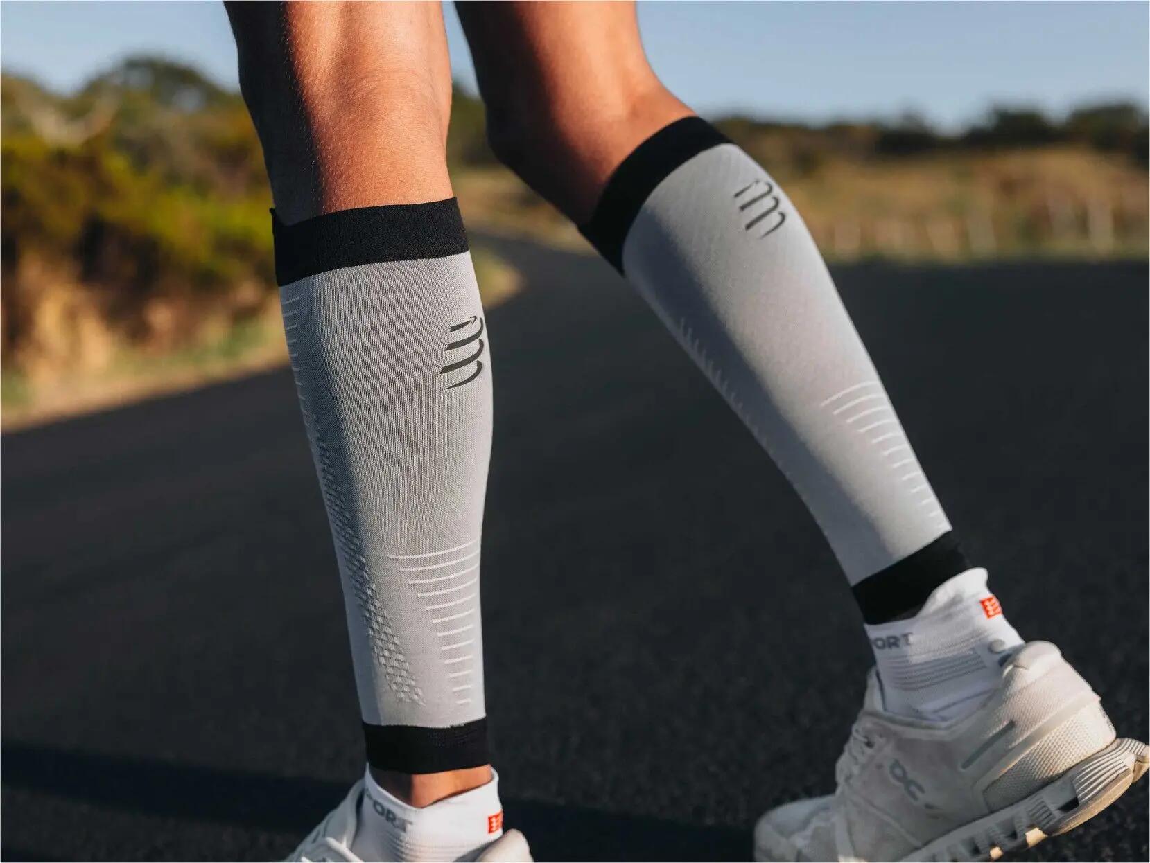 Manchons de compression pour mollets "R2 3.0" Compressport (lot de 2) 5/7