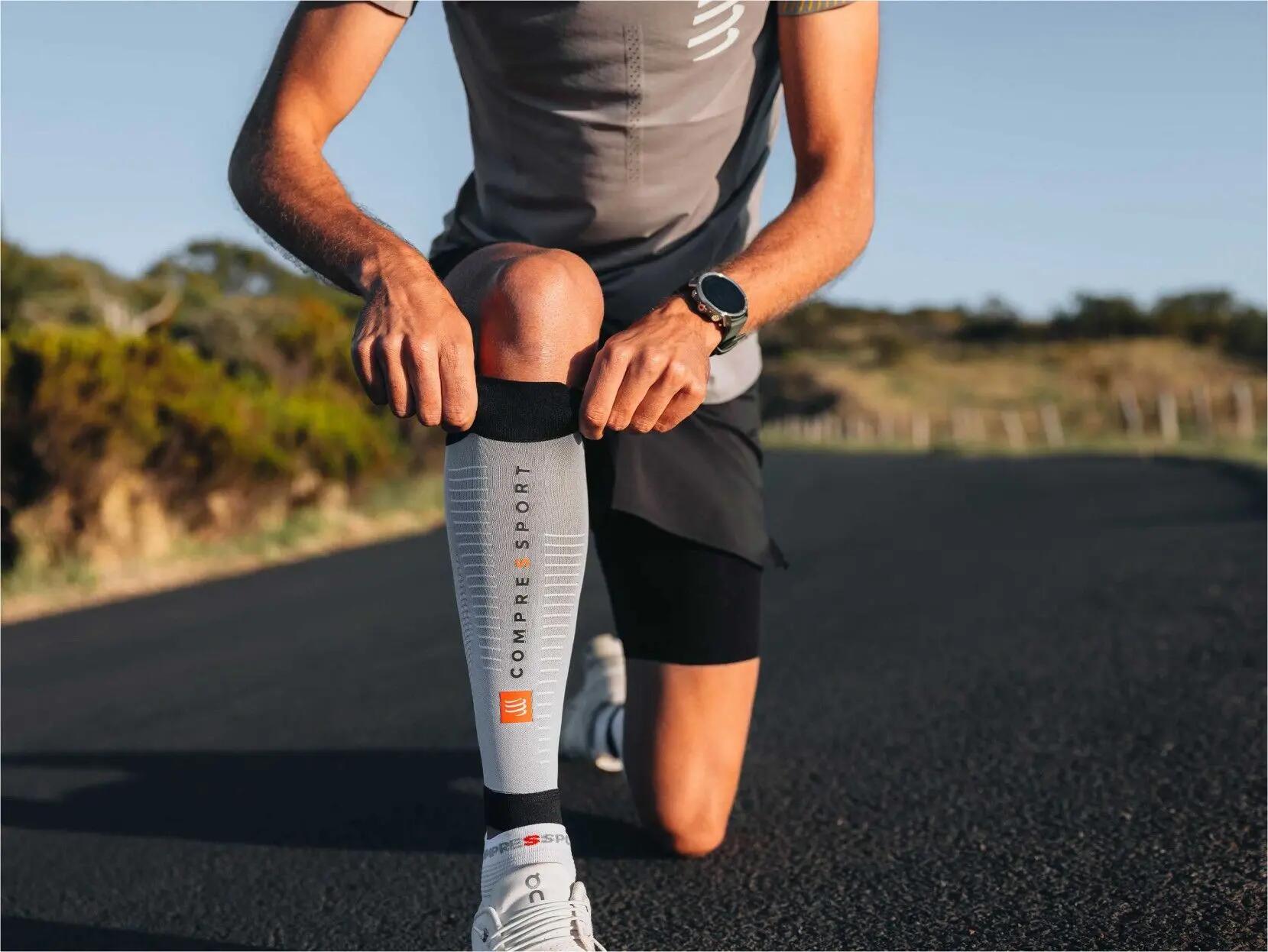 Manchons de compression pour mollets "R2 3.0" Compressport (lot de 2) 4/7