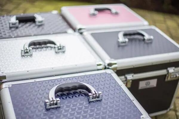 Imperial Riding Grooming Box IRHShiny - Navy 3/3