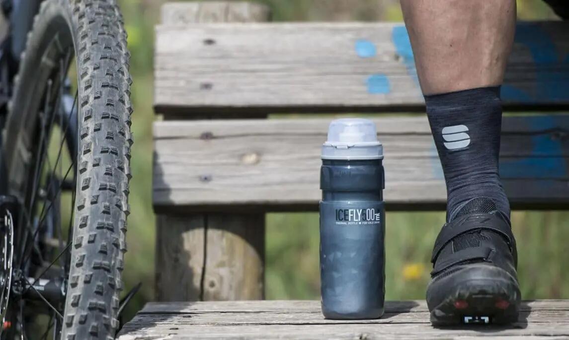 Elite Ice Fly 500ml Garrafa de água cinzenta 4/9