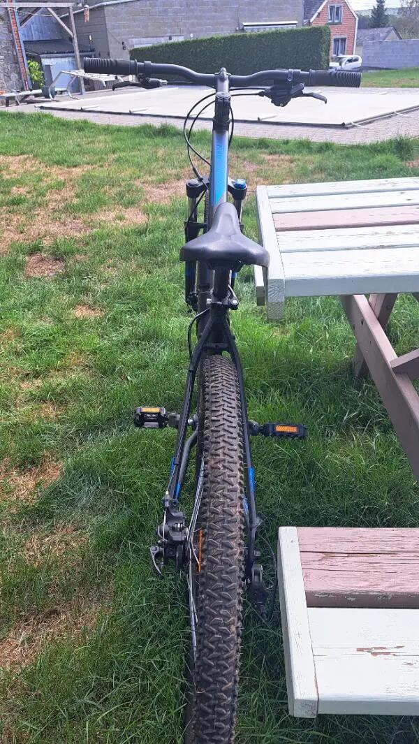 Tussen Particulieren - Zwart-blauwe fiets voor tochten, 27,5" - Rockrider 5/6