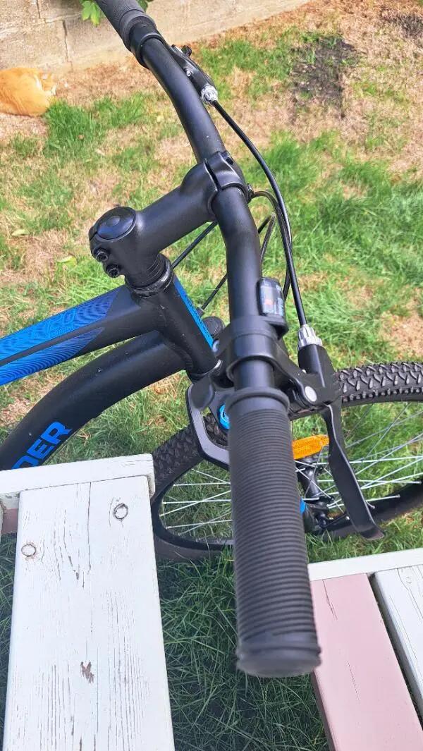 Tussen Particulieren - Zwart-blauwe fiets voor tochten, 27,5" - Rockrider 4/6