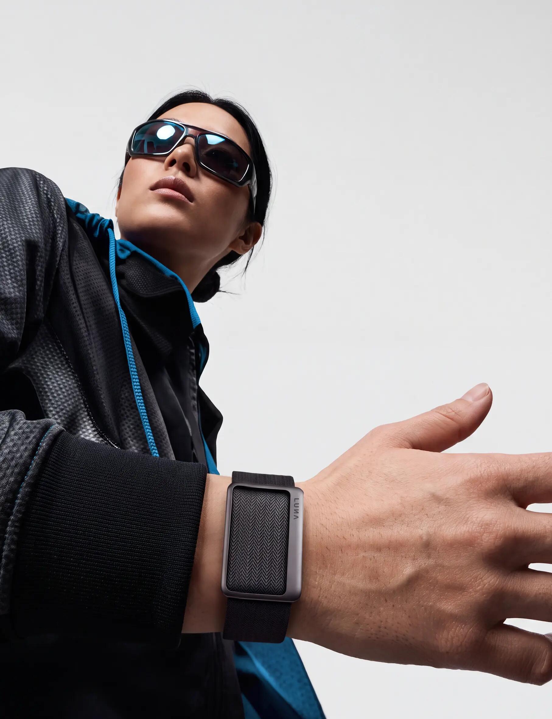 Smartband NOISE LUNA BAND Preto Onix 4/12