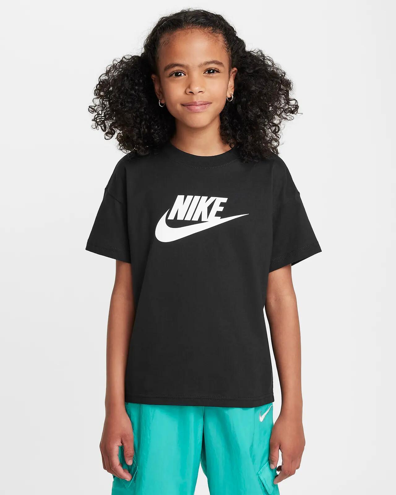 NIKE picture