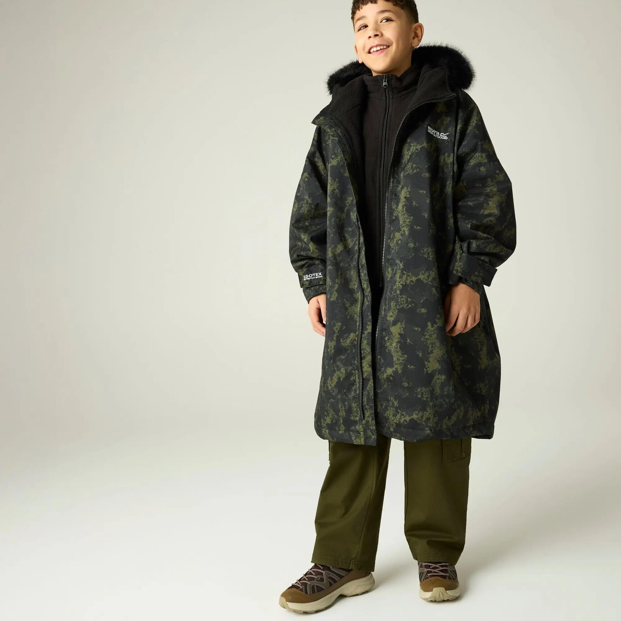Junior Waterproof Changing Robe Pro 7/13