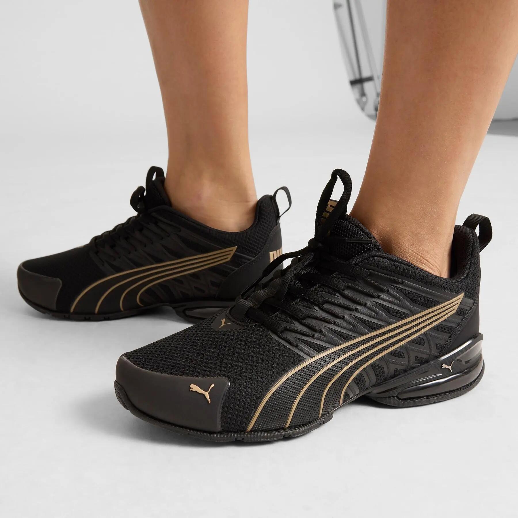 Tênis esportivo feminino Puma VOLTAIC EVO 6/7
