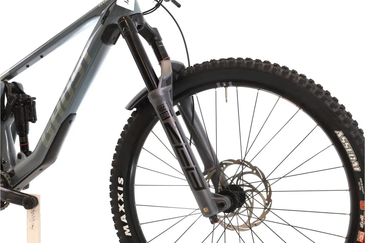 Segunda Vida · MTB ·  Riot AM CF Pro XT · Muy buen estado 5/8