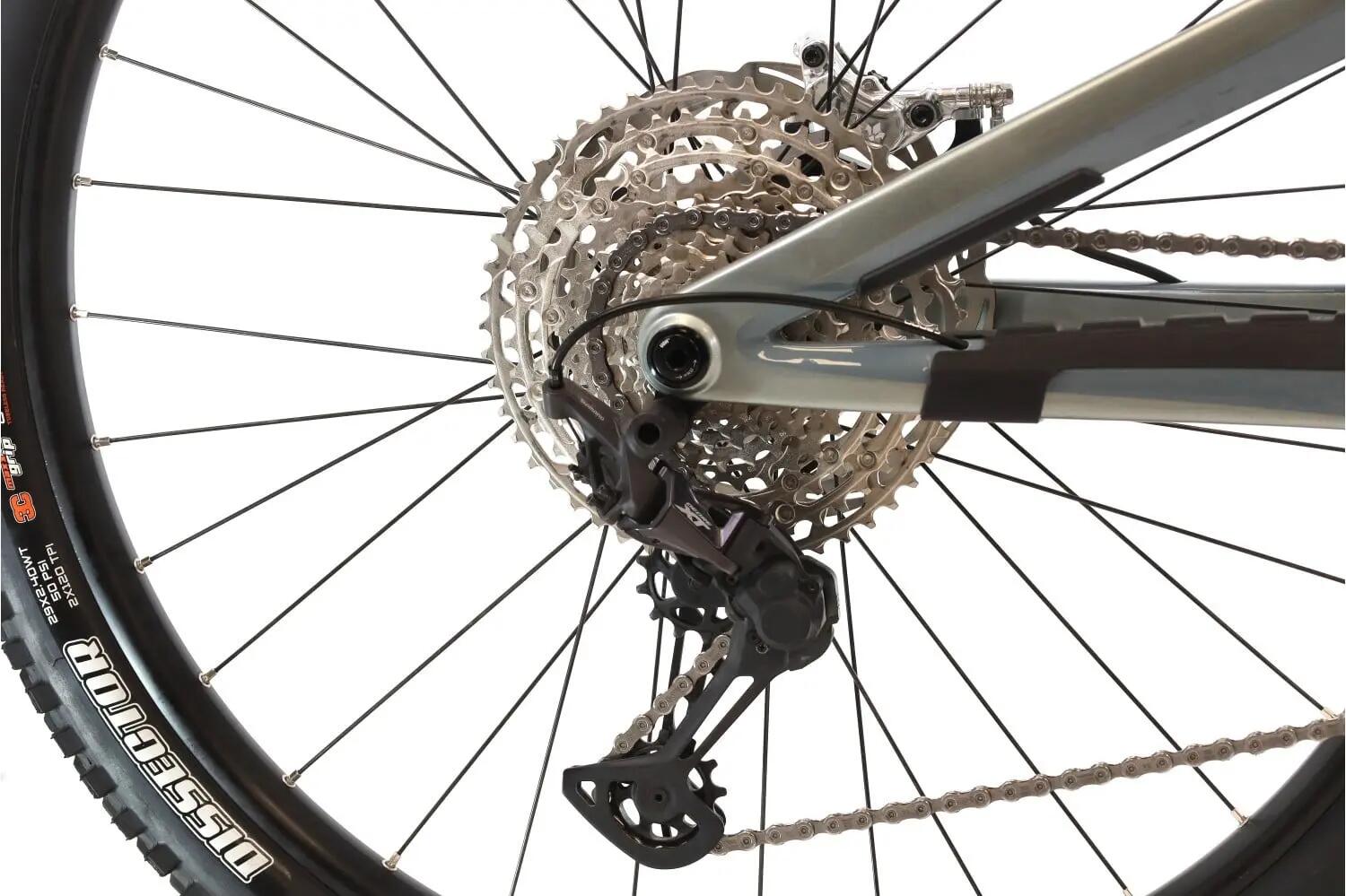 Segunda Vida · MTB ·  Riot AM CF Pro XT · Muy buen estado 3/8