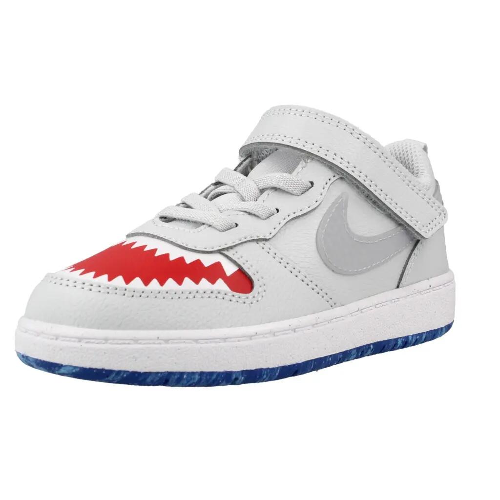 NIKE picture