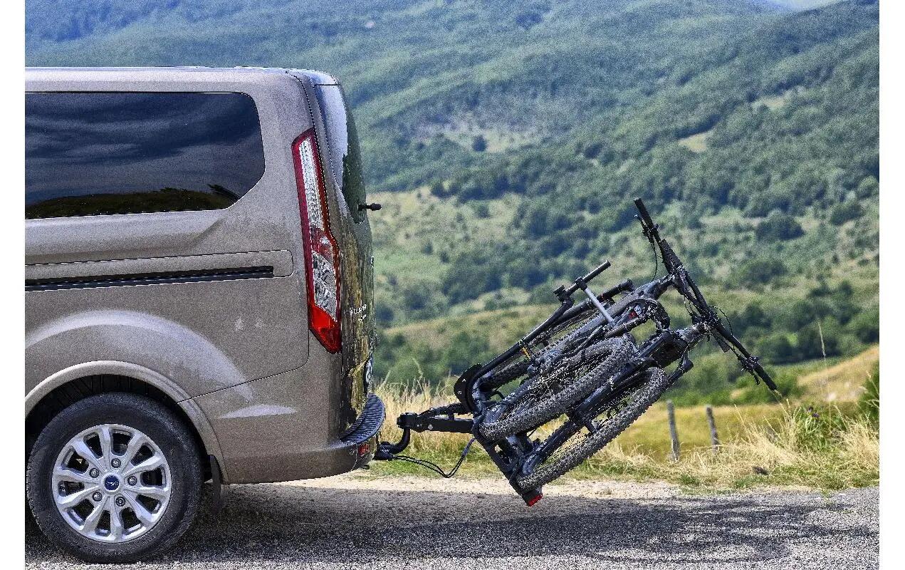 Menabo Orbit 2 Towbar Bike Carrier for 2 Bicycles 3/4
