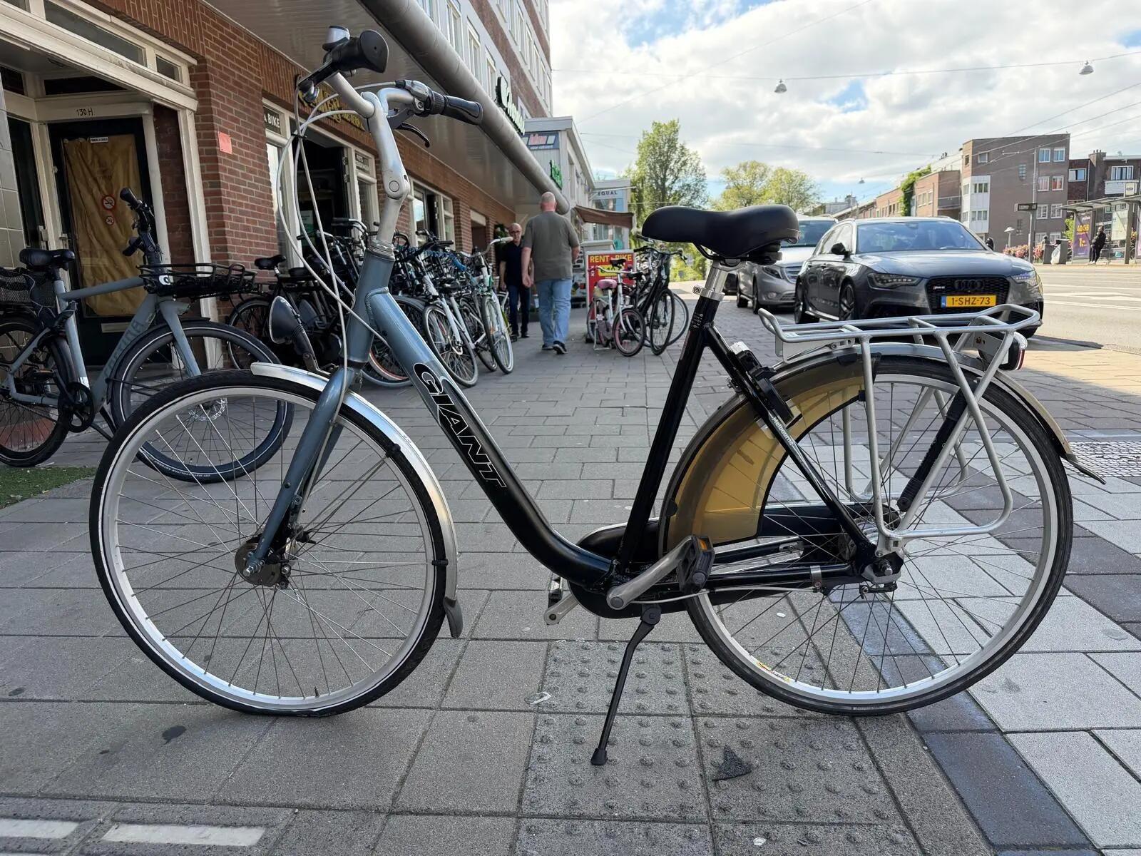 Giant stadsfiets bike, Shimano Nexus shifter, zwart 2/6