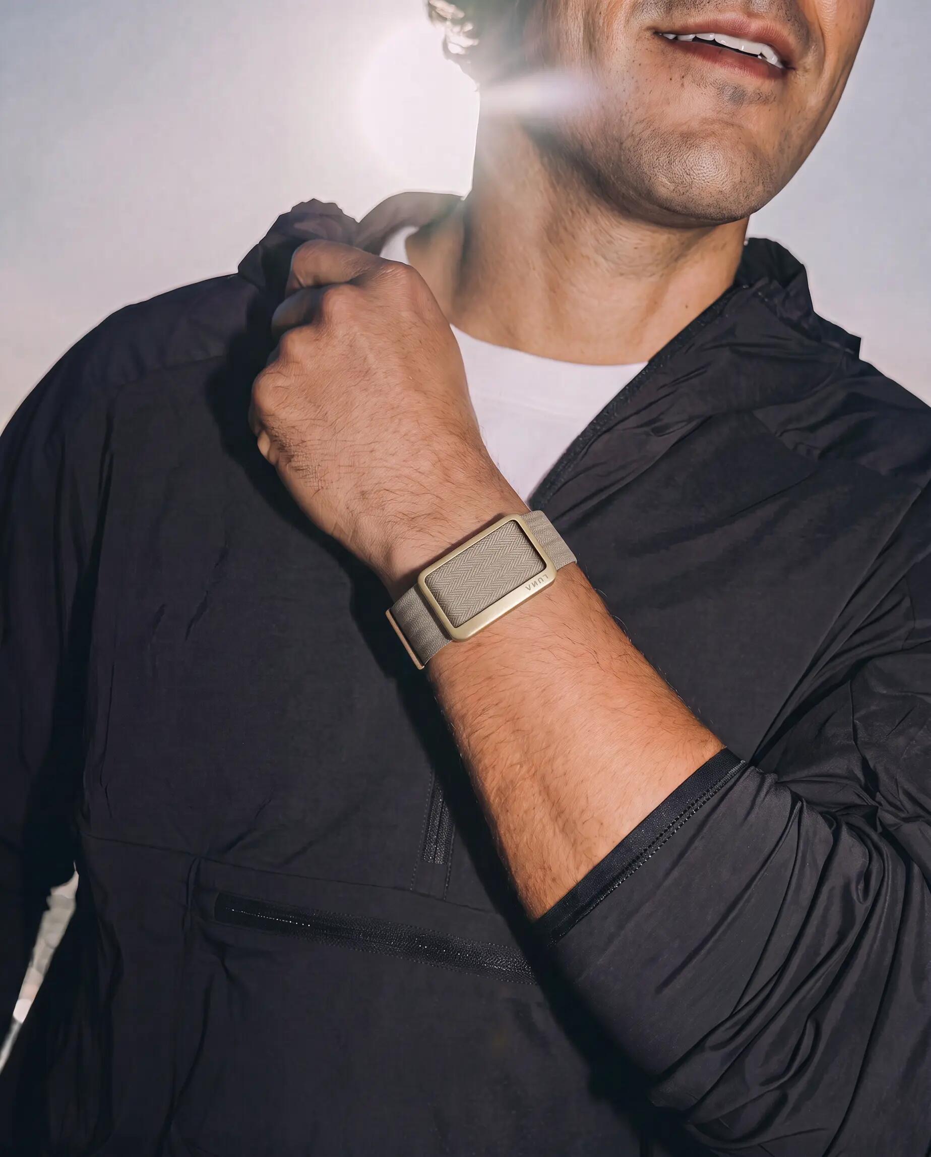 Smartband NOISE LUNA BAND Bege Deserto 4/15