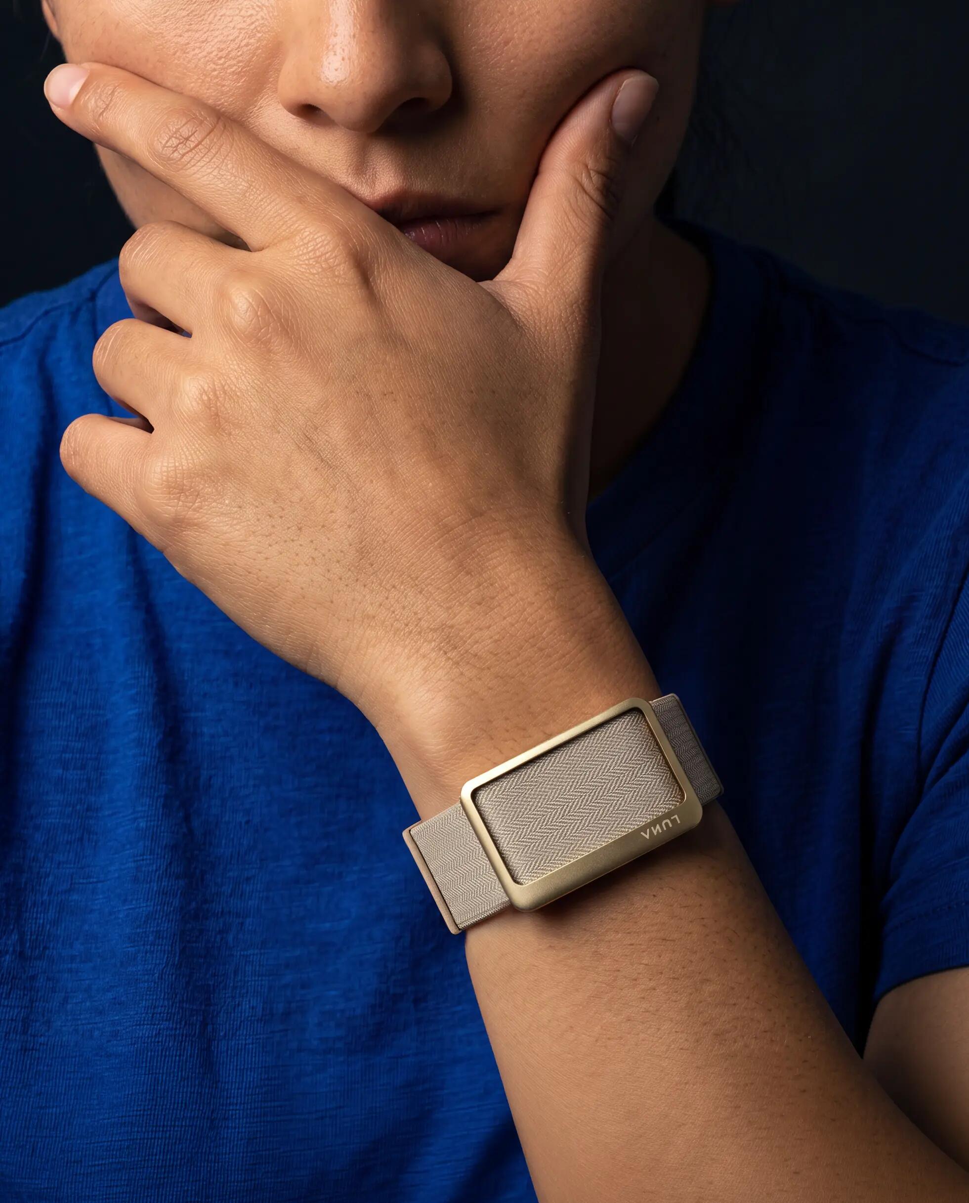 Smartband NOISE LUNA BAND Bege Deserto 3/15