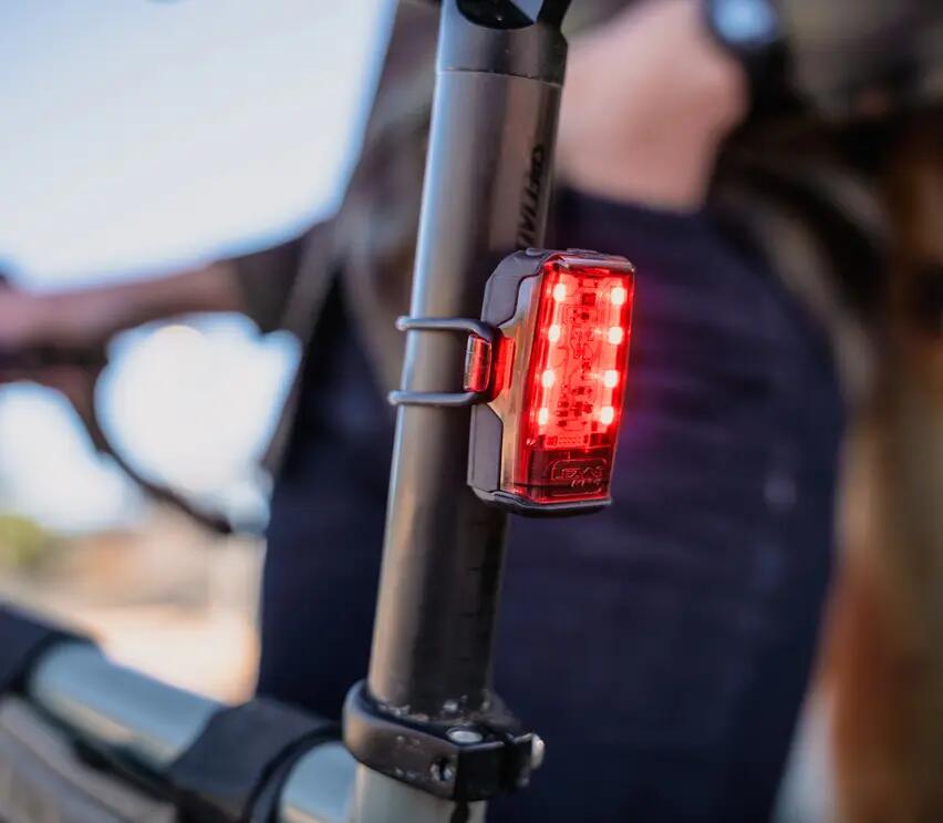 Feu arrière KTV+ Drive 75 Lezyne 2/2