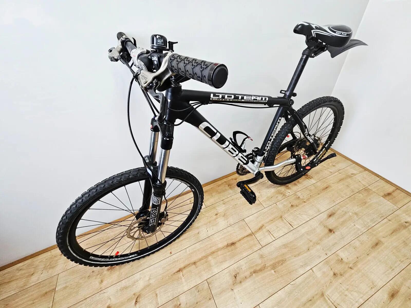 Cube Herenfiets, zwart 2/4