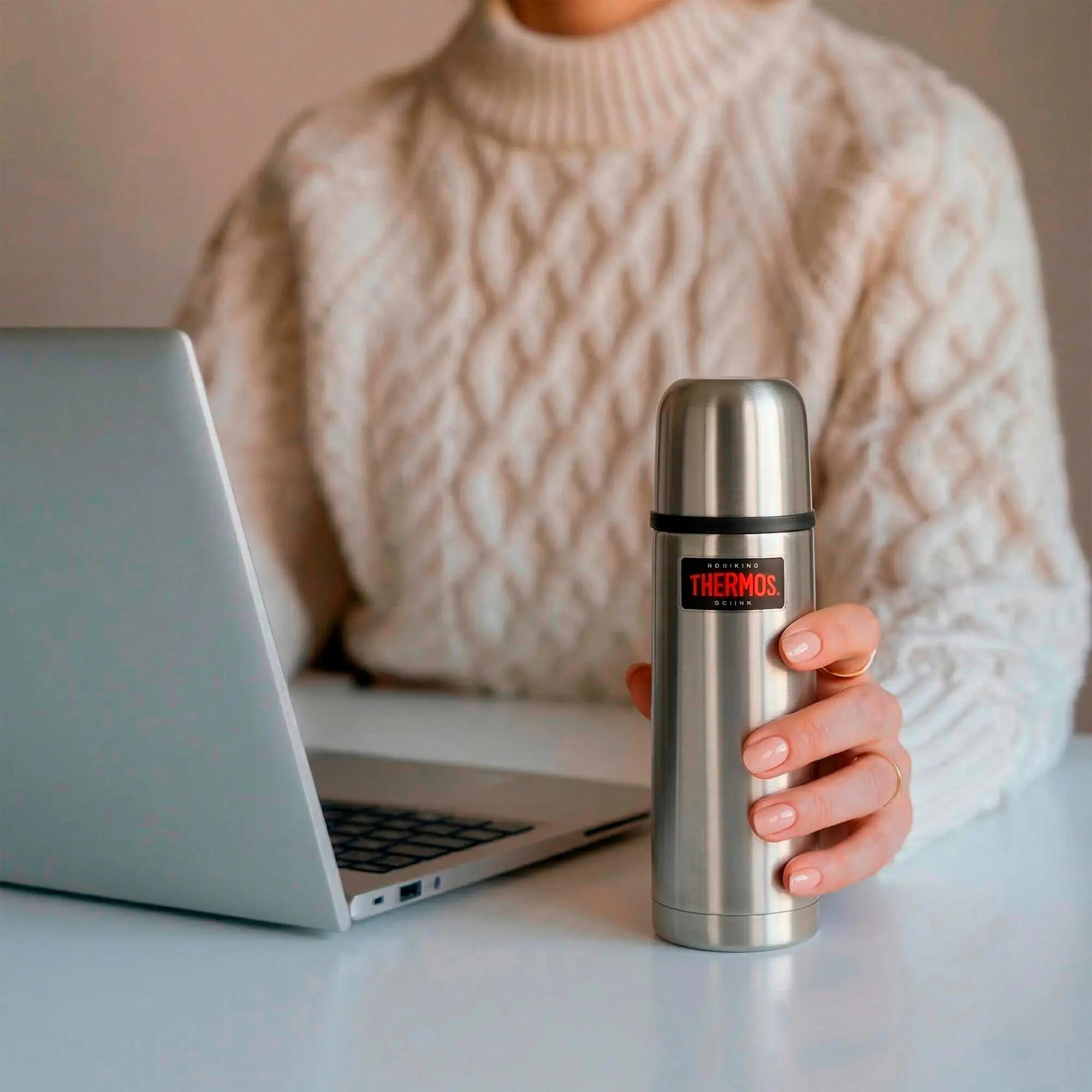 Bouteille thermos 500 ml en acier inoxydable à double paroi avec gobelet 5/7