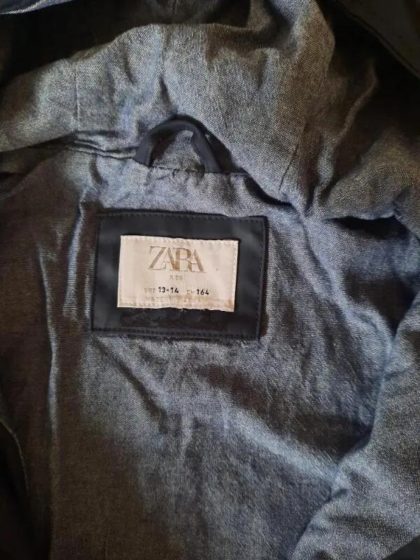 Tussen Particulieren - Regenjas zara 13-14 jaar 3/6