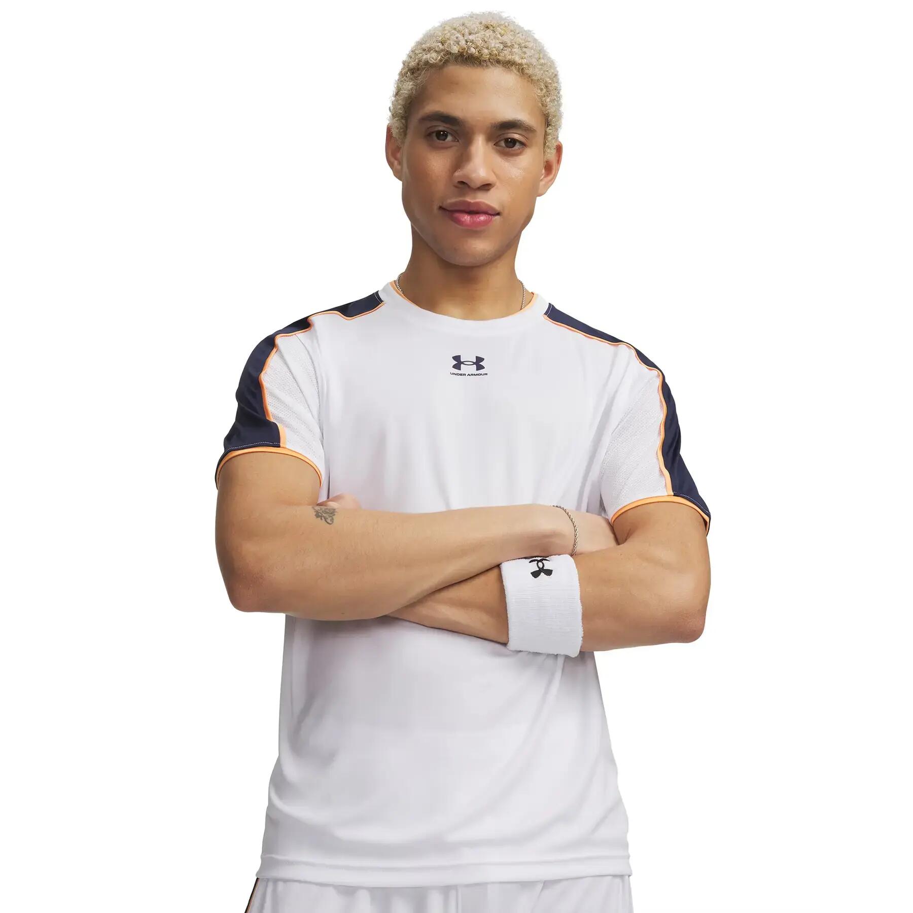 UNDER ARMOUR picture