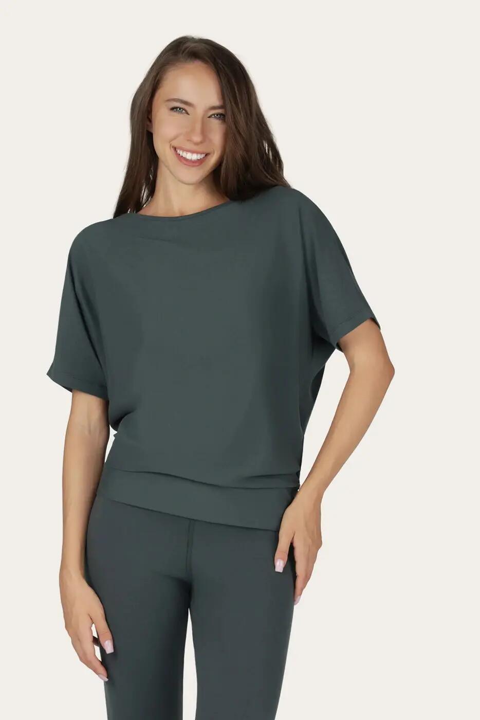 T-shirt Yoga & Pilates Budhi Coupe Ample, manche chauve-souris - Pinyon 1/6