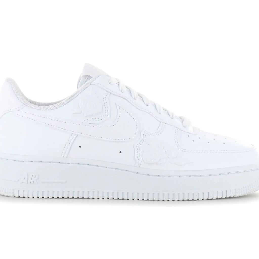 Мъже - Nike Air Force 1 07 - Hf2016-100 - Бяло