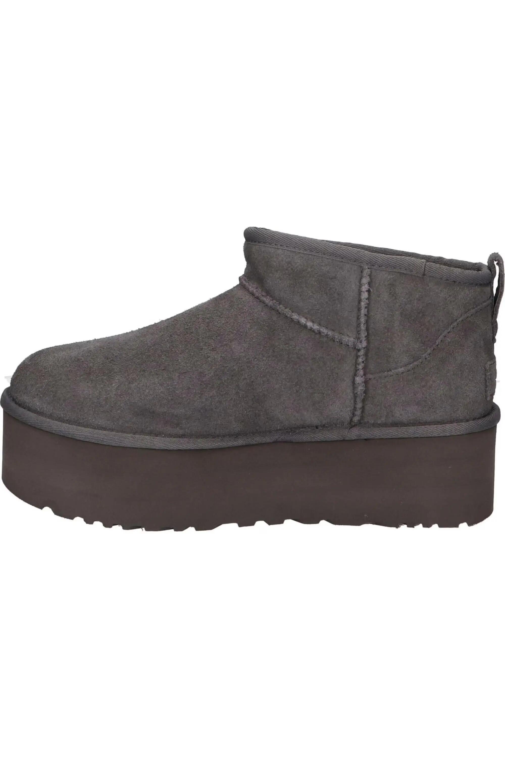 Dames sportschoenen icoon van stijl en comfort W CLASSIC ULTRA MINI PLATFORM 4/5
