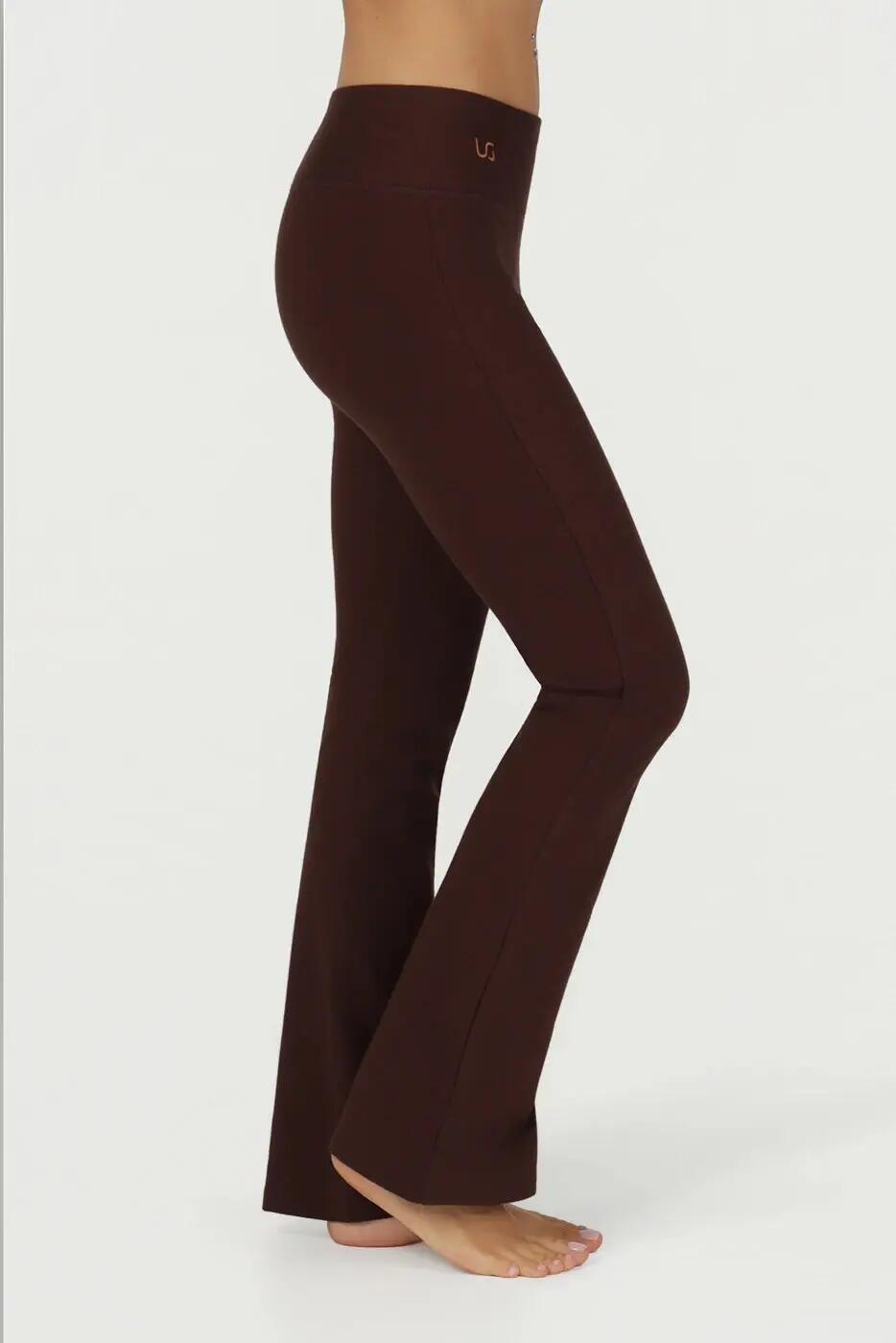 Anandafied - Mid waist Yoga & Pilatesbroek met uitlopende pijpen - Cacao 2/6