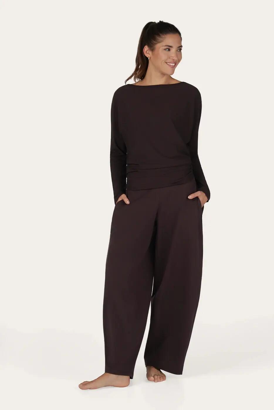 Loosefit batwing Budhi Longsleeve Yoga en Pilates Shirt - Coffee 4/6