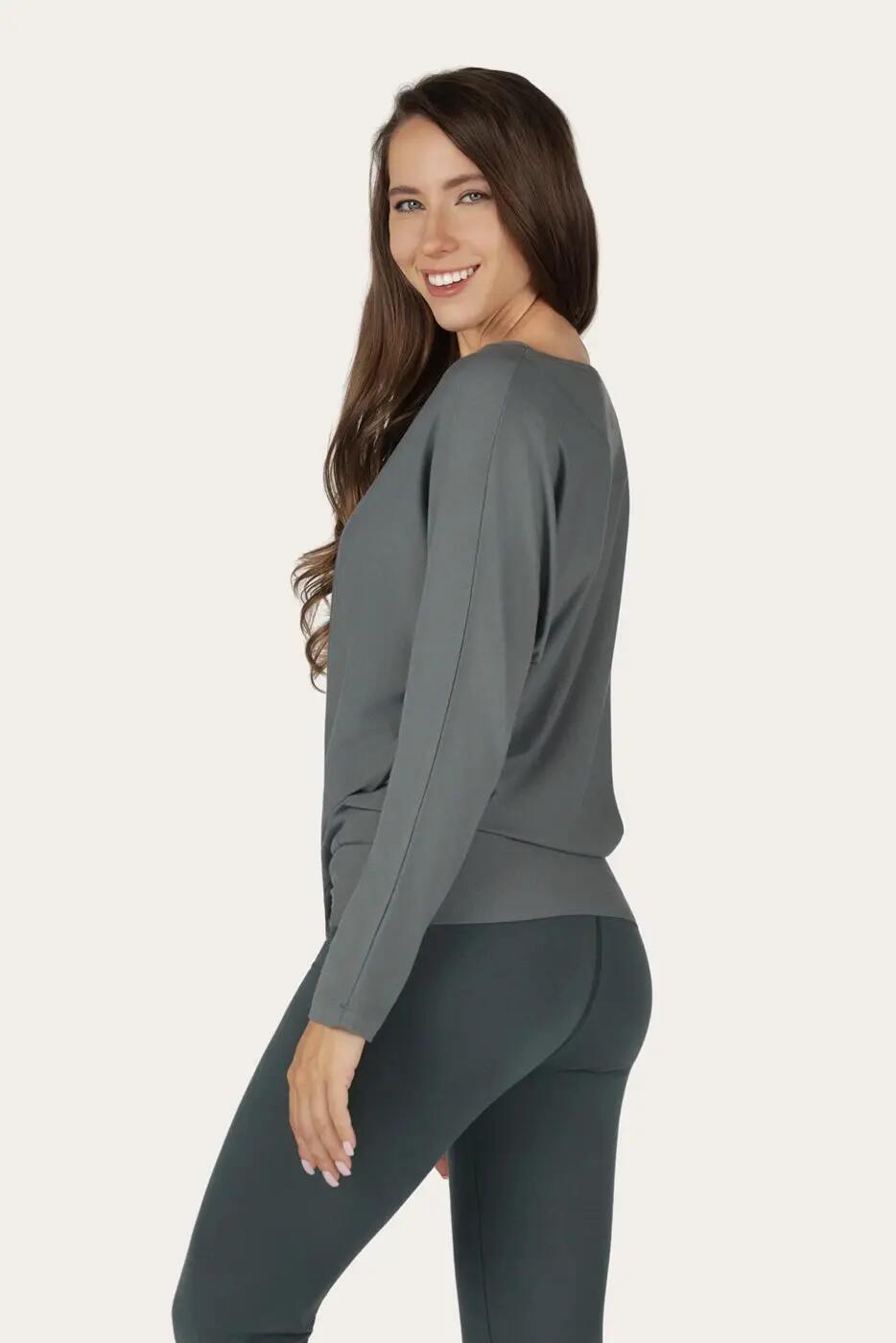 Loosefit batwing Budhi Longsleeve Yoga en Pilates Shirt - Jade 2/6