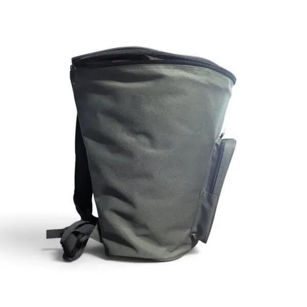 60-Liter-Rucksack in Pilzform mit integriertem Weidenkorb 5/5