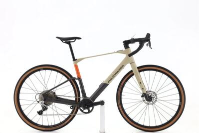 Tweedehands gravelbike · dusty r · zeer goede toestand
