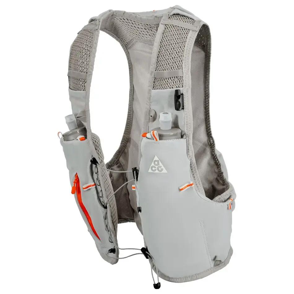 Colete de hidratação Nike ACG 3/6