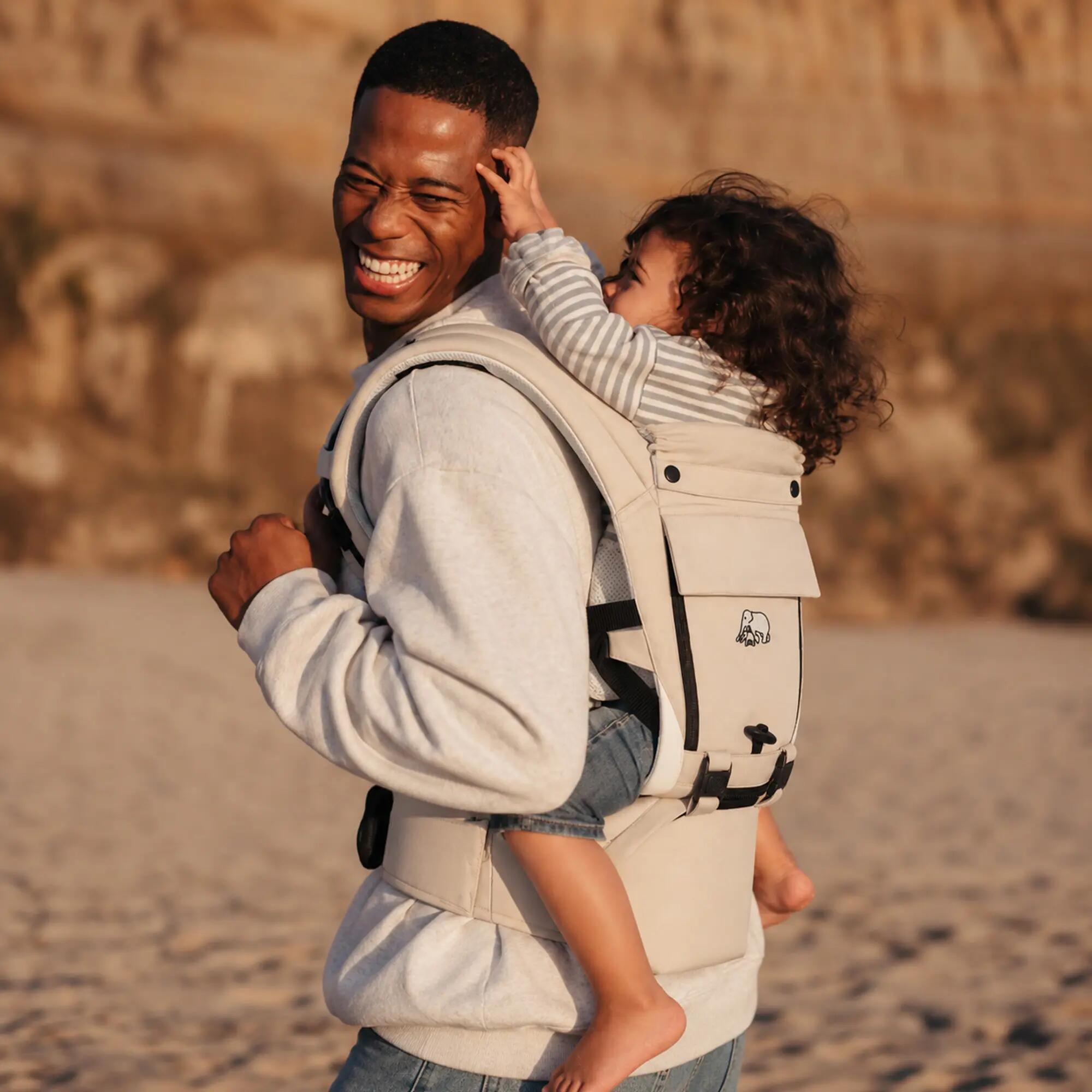 Pack Luxe Ergonomic Baby Carrier - Babytrage + Aufbewahrungstaschen 2/8