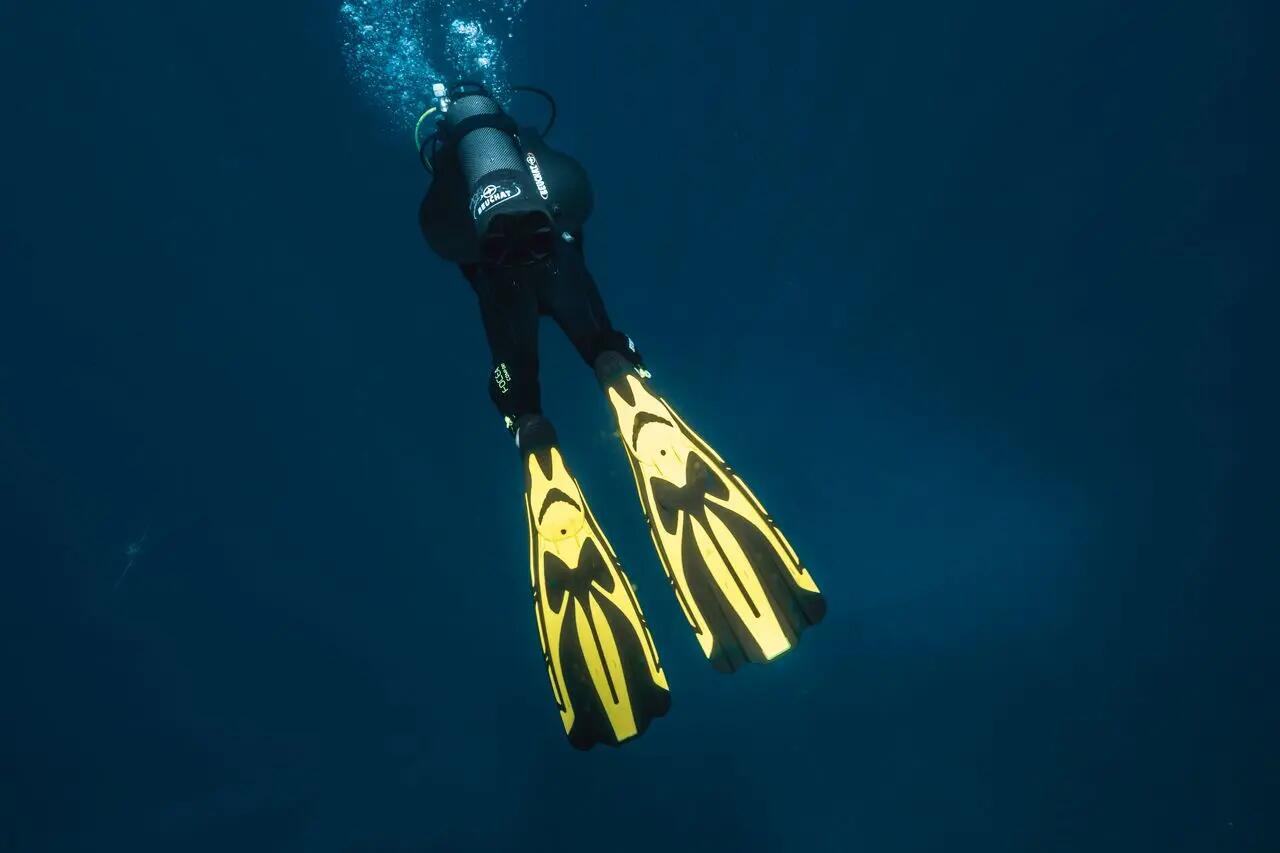 Palmes chaussantes de plongée 1DIVE jaune Beuchat 4/5