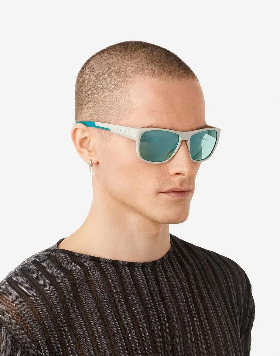 HAWKERS - Zonnebril voor mannen en vrouwen witte jade - GRIP 8/9