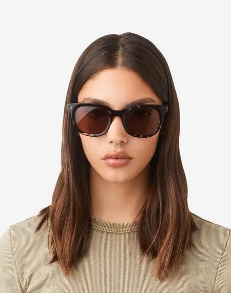 HAWKERS - Lunettes de soleil pour homme et femme OASIS - BLUE CAREY BROWN 7/10