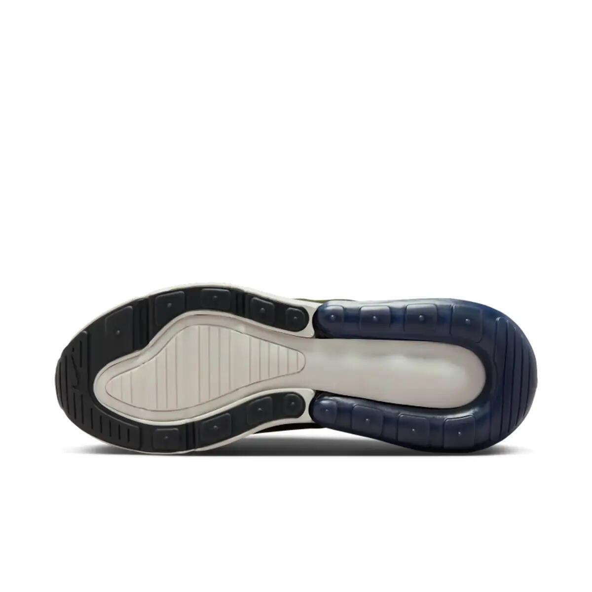 Sapatilhas de caminhada Nike Air Max 270 para mulher 2/6