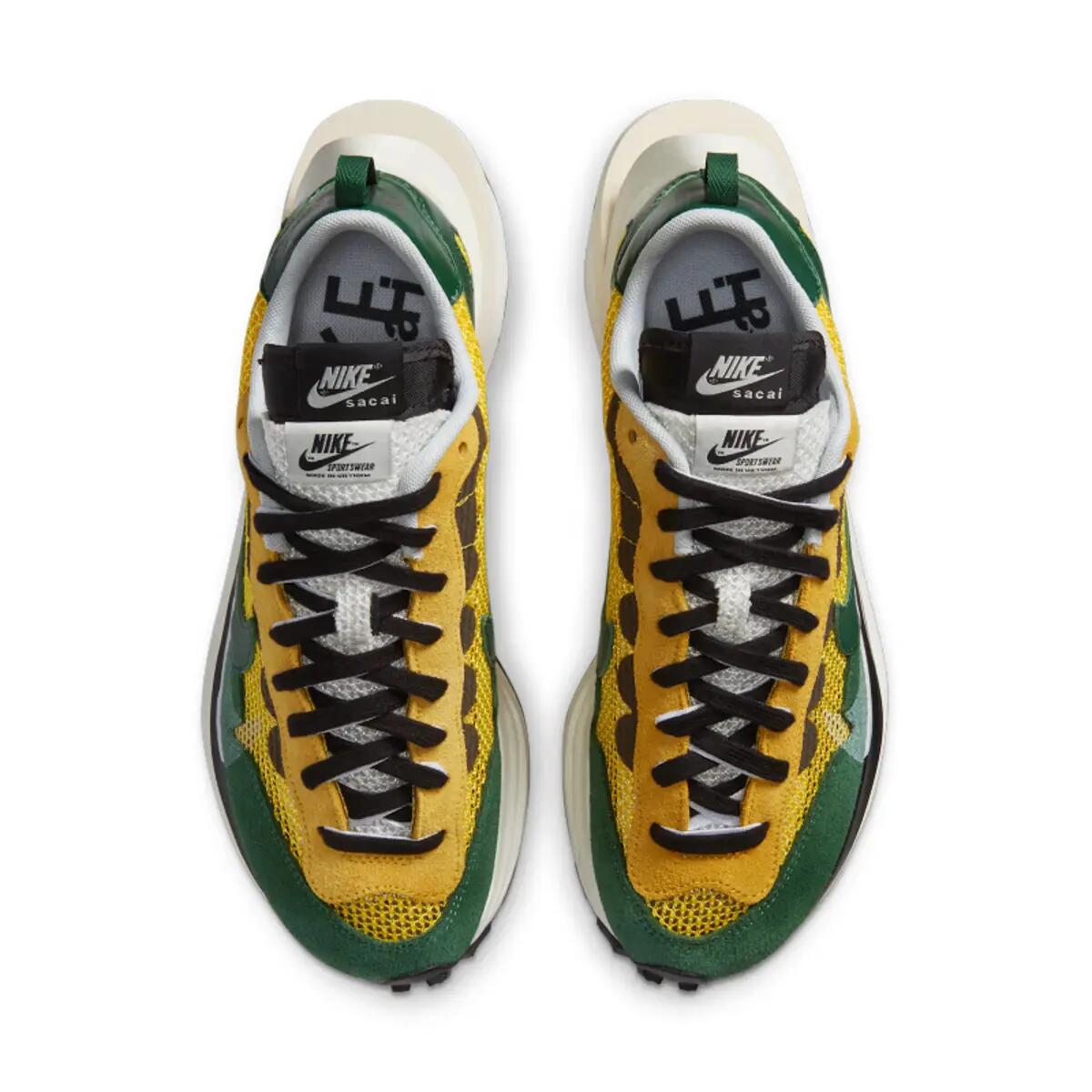 Nike Vaporwaffle sacai Tour Yellow Stadium Green 4/6