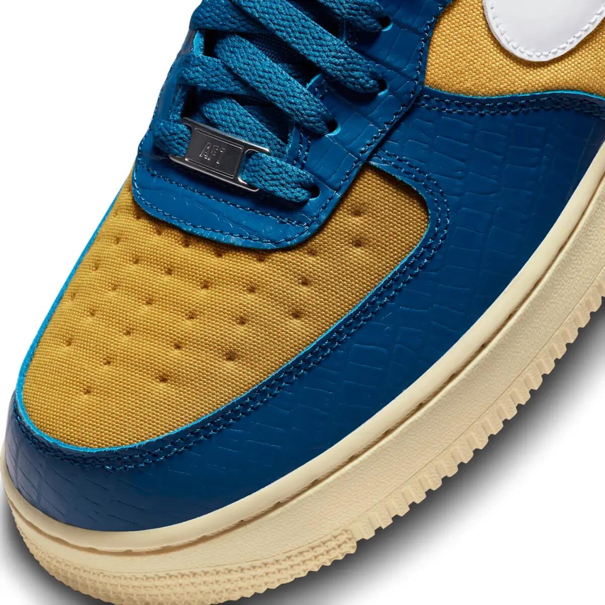 Chaussures  Air Force 1 Low SP Undefeated 5 On It Blue Yellow Croc 5/6