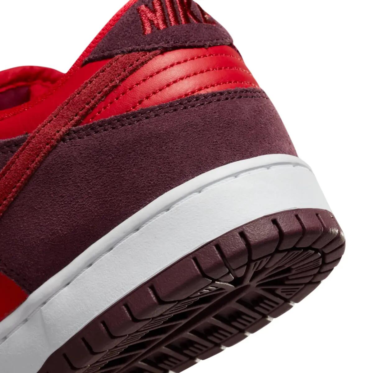 Zapatillas  SB Dunk Low Cherry 5/6