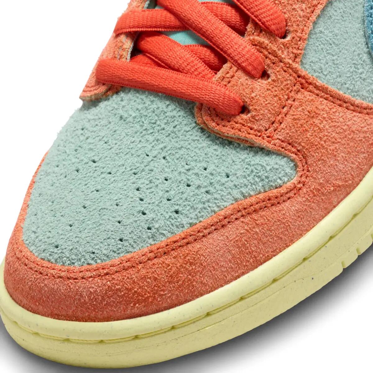 Chaussures  SB Dunk Low Orange Emerald Rise 5/5